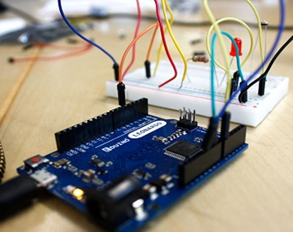Mikropengawal Arduino